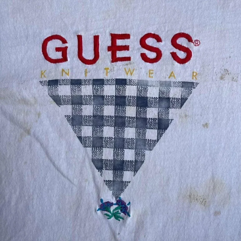 Vintage single stitch guess embroidered t shirt - Picture 3 of 5